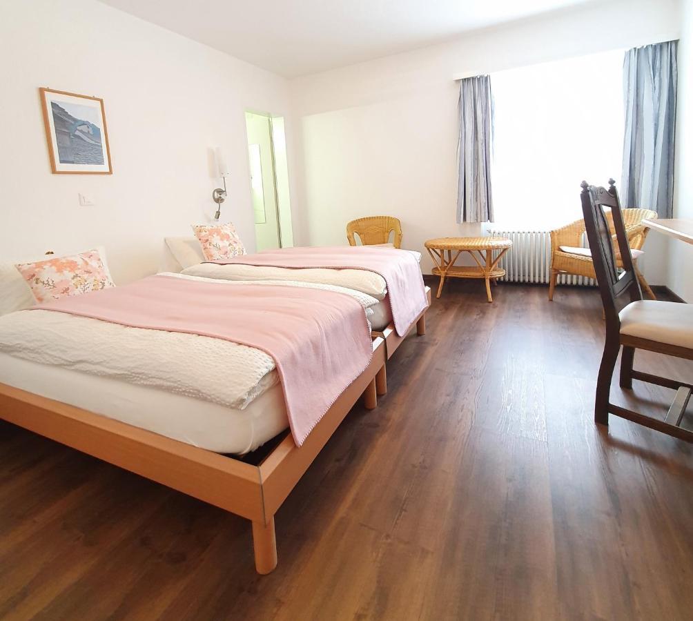 Hotel-Restaurant Grina Simplon Kültér fotó