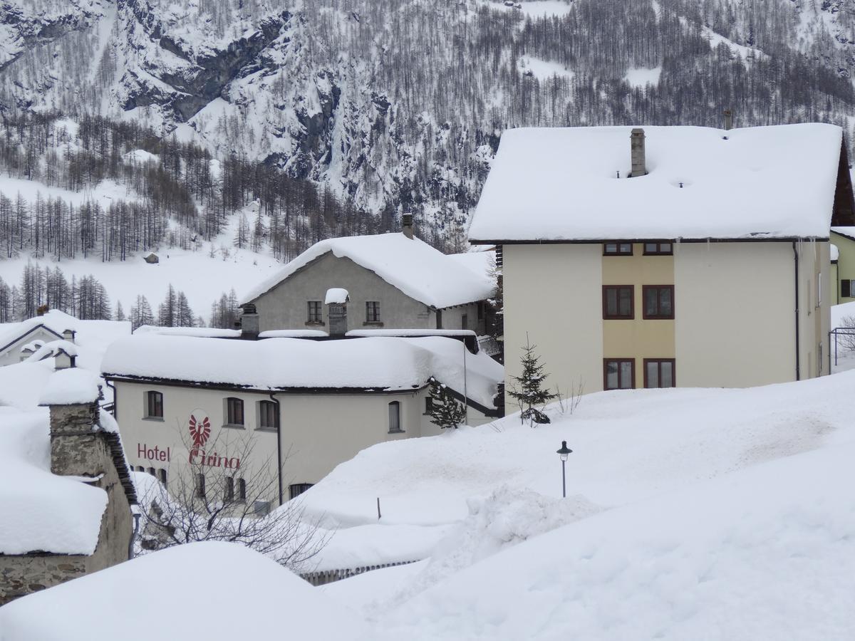 Hotel-Restaurant Grina Simplon Kültér fotó